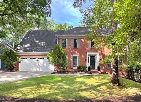 335 Woodchuck Ct, Roswell, GA 30076