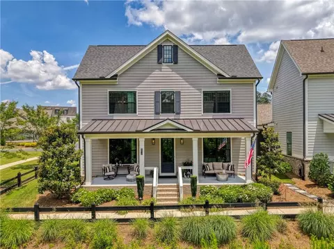 6410 Halcyon Garden Dr, Alpharetta, GA 30005