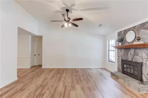 Living - 222 Ryan Rd, Winder, GA 30680 photo 3 of 3