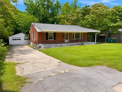 895 Laurel St, Forest Park, GA 30297
