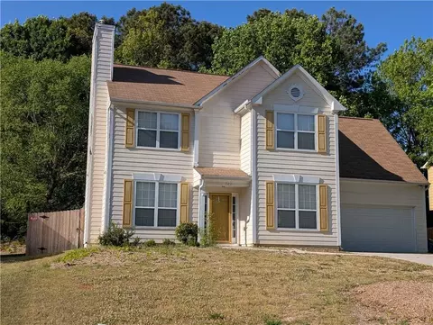 720 New Magnolia Ct, Atlanta, GA 30349