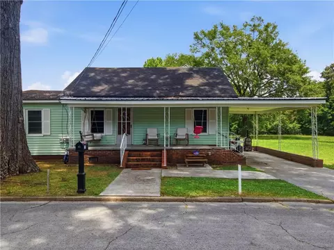 223 Seventh St, Trion, GA 30753