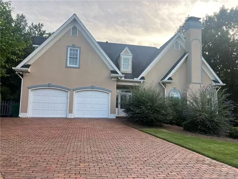 2285 Littlebrooke Trce, Dunwoody, GA 30338