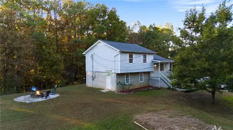 988 Davenport Rd, Dalton, GA 30721