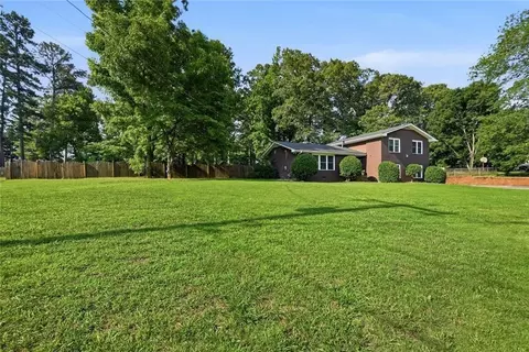 2725 Spring Dr, Cumming, GA 30041