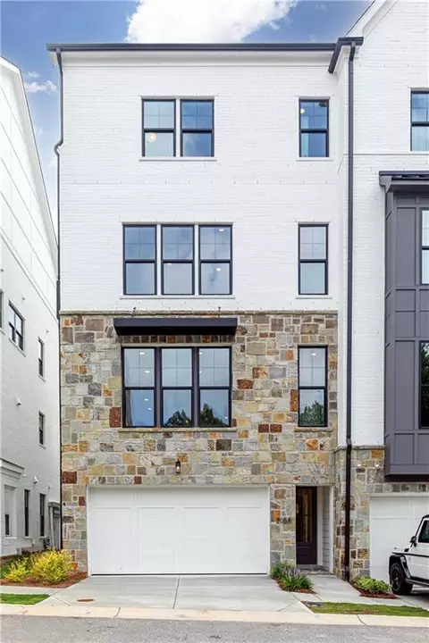 2058 Lanier Grv, Alpharetta, GA 30009