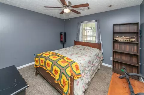 Bedroom - 105 Pine Hill Rd, Lagrange, GA 30241 photo 3 of 4