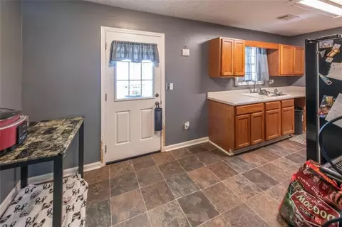 Entry Way - 105 Pine Hill Rd, Lagrange, GA 30241 photo 1 of 1