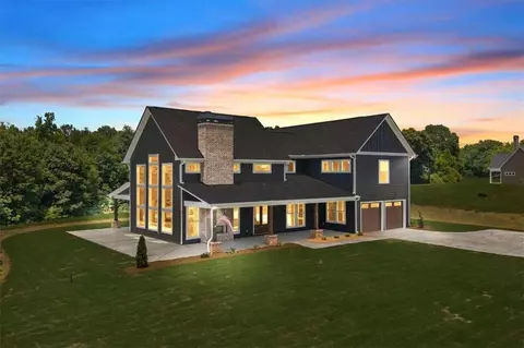 637 Welcome Rd, Roopville, GA 30170