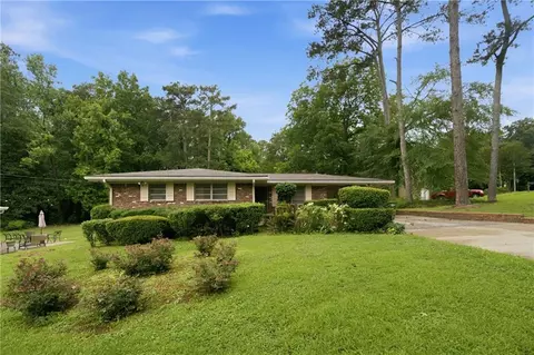 2059 Barge Rd SW, Atlanta, GA 30331