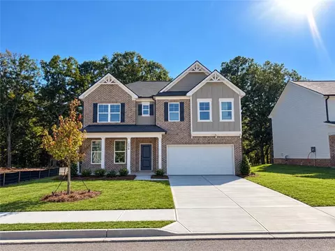 1776 Kingsmere Run Dr, Loganville, GA 30052