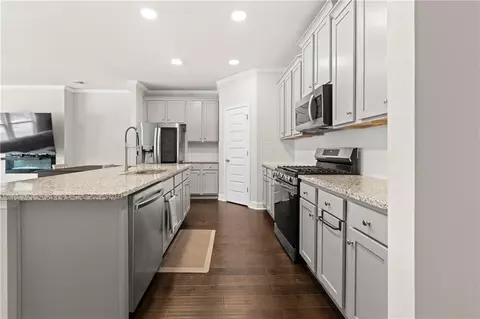 Entry Way - 2946 Chene Pl, Duluth, GA 30097 photo 3 of 7