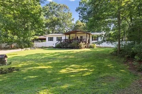 5512 Hemlock Ct, Lula, GA 30554