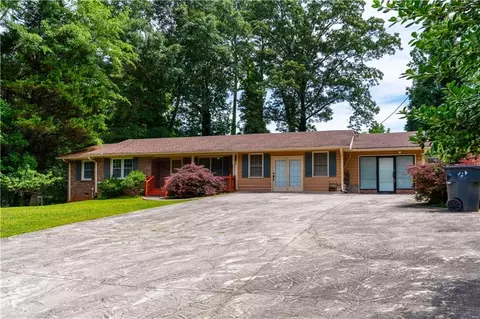 2888 Mockingbird Cir, Duluth, GA 30096