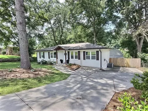 3296 Old Concord Rd SE, Smyrna, GA 30082
