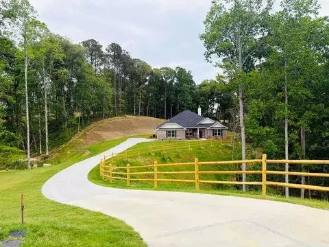 5372 Tuscany Dr, Douglasville, GA 30135