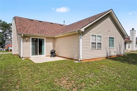 Exterior - 1712 Graystone Dr, Hampton, GA 30228 photo 3 of 4