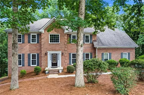 5525 Hampstead Way, Johns Creek, GA 30097