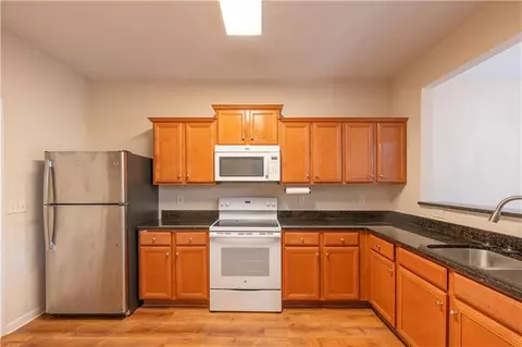 Kitchen - 3800 Thayer Trce, Duluth, GA 30096 photo 1 of 3