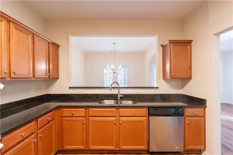 Kitchen - 3800 Thayer Trce, Duluth, GA 30096 photo 3 of 3