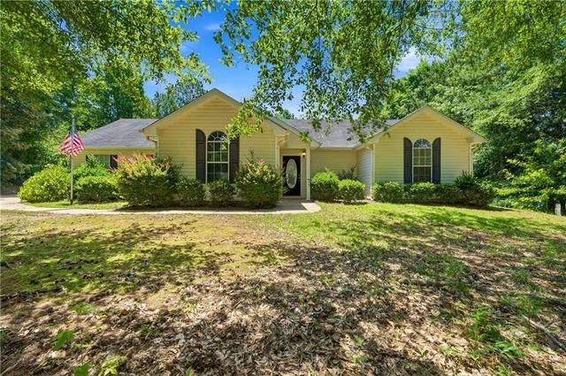 85 Five Oaks Dr, Covington, GA 30014