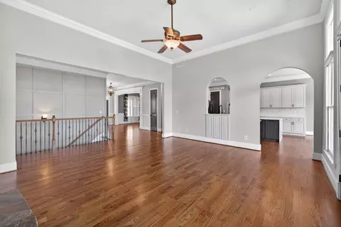 Living - 140 Harmony Grove Ln, Jefferson, GA 30549 photo 6 of 11