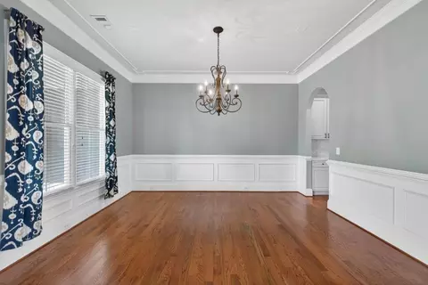 Living - 140 Harmony Grove Ln, Jefferson, GA 30549 photo 1 of 11