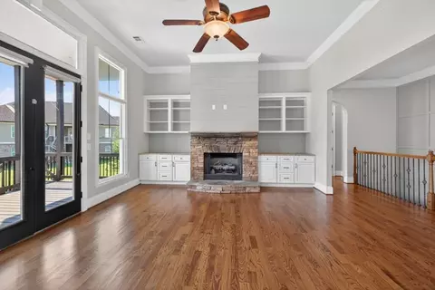 Living - 140 Harmony Grove Ln, Jefferson, GA 30549 photo 3 of 11