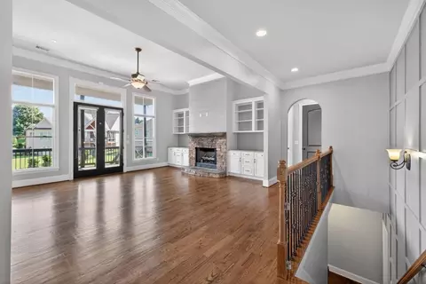 Living - 140 Harmony Grove Ln, Jefferson, GA 30549 photo 2 of 11