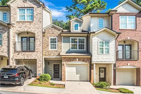 2982 Ashlyn Pointe Dr, Atlanta, GA 30340