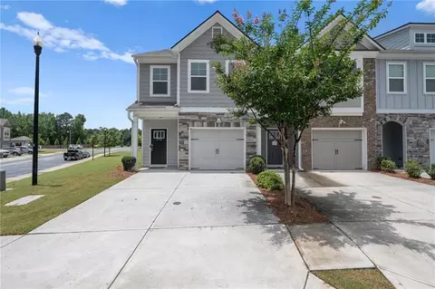 1966 Dillon Dr, Lithonia, GA 30058