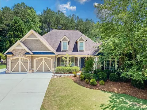 517 Richmond Pl, Loganville, GA 30052