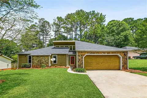 8808 Elon Trl, Jonesboro, GA 30238