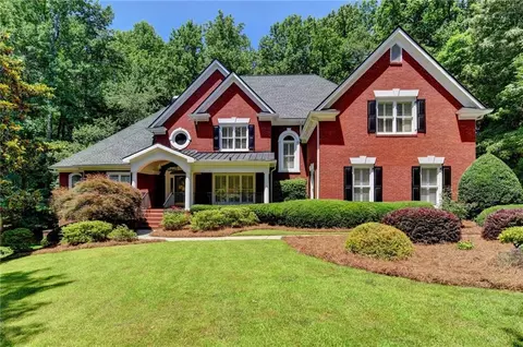 7040 Laurel Oak Dr, Suwanee, GA 30024