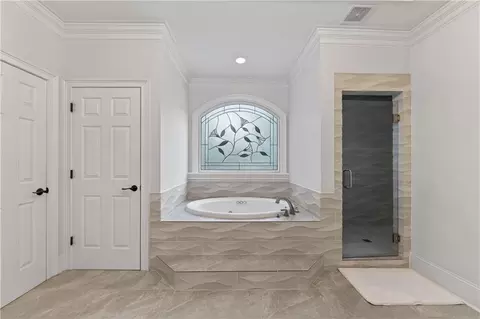 Bath - 1645 Eversedge Dr, Alpharetta, GA 30009 photo 8 of 11