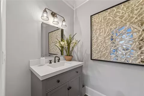 Bath - 1645 Eversedge Dr, Alpharetta, GA 30009 photo 1 of 11