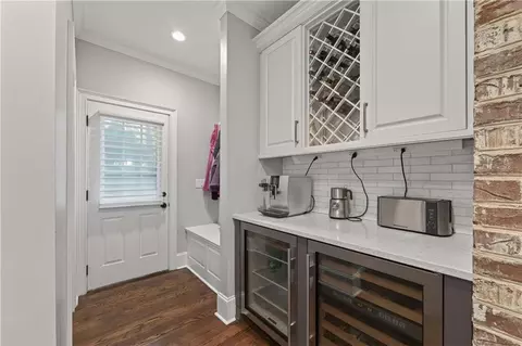 Entry Way - 1645 Eversedge Dr, Alpharetta, GA 30009 photo 2 of 4