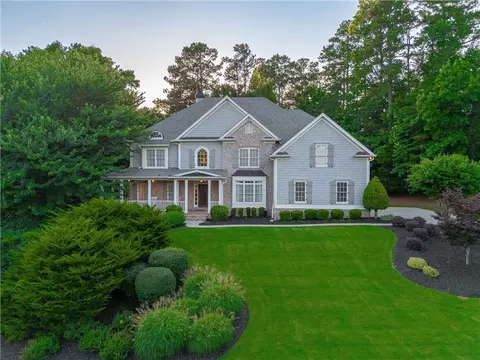 Exterior - 1645 Eversedge Dr, Alpharetta, GA 30009 photo 18 of 25