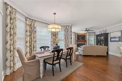 Dining - 1645 Eversedge Dr, Alpharetta, GA 30009 photo 3 of 4