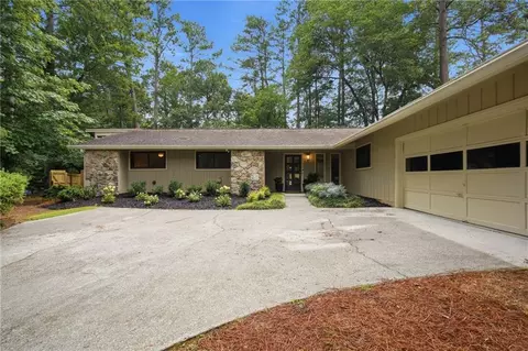 250 Rhine Dr, Alpharetta, GA 30022