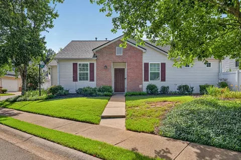 368 W Oaks Trl, Woodstock, GA 30188