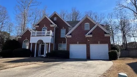 902 Daylight Cir, Lawrenceville, GA 30045