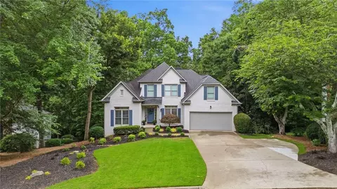 5950 Waterford Pl, Suwanee, GA 30024