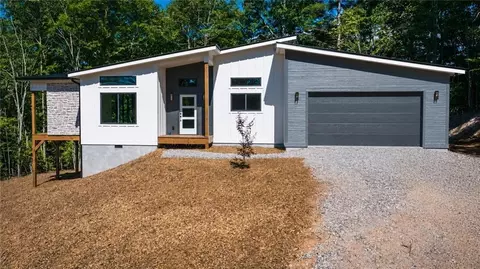 215 Brookhaven Dr, Blairsville, GA 30512