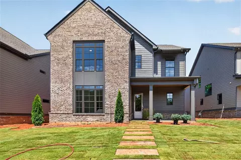 5812 Mitchell St, Flowery Branch, GA 30542