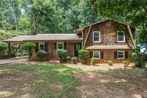 3894 Maplewood Dr, Decatur, GA 30035