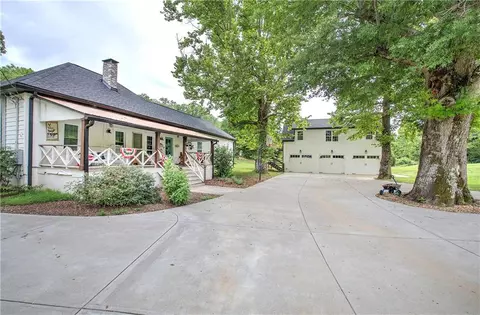 182 Henry Mack Hill Rd, Rydal, GA 30171