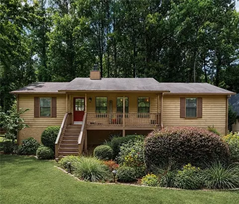 4470 S Springwood Dr SW, Smyrna, GA 30082