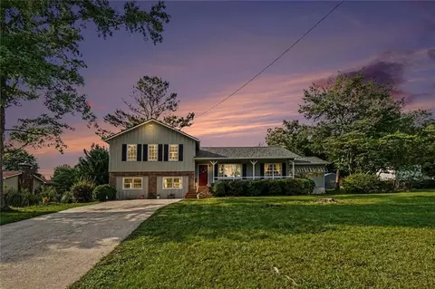 1117 Malibu Dr, Marietta, GA 30066