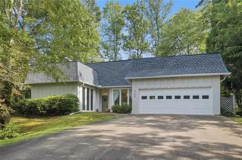 4136 Lakeshore Way, Marietta, GA 30067